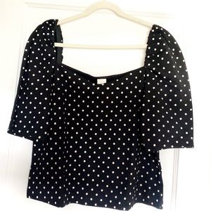 Polka dot puff sleeve blouse